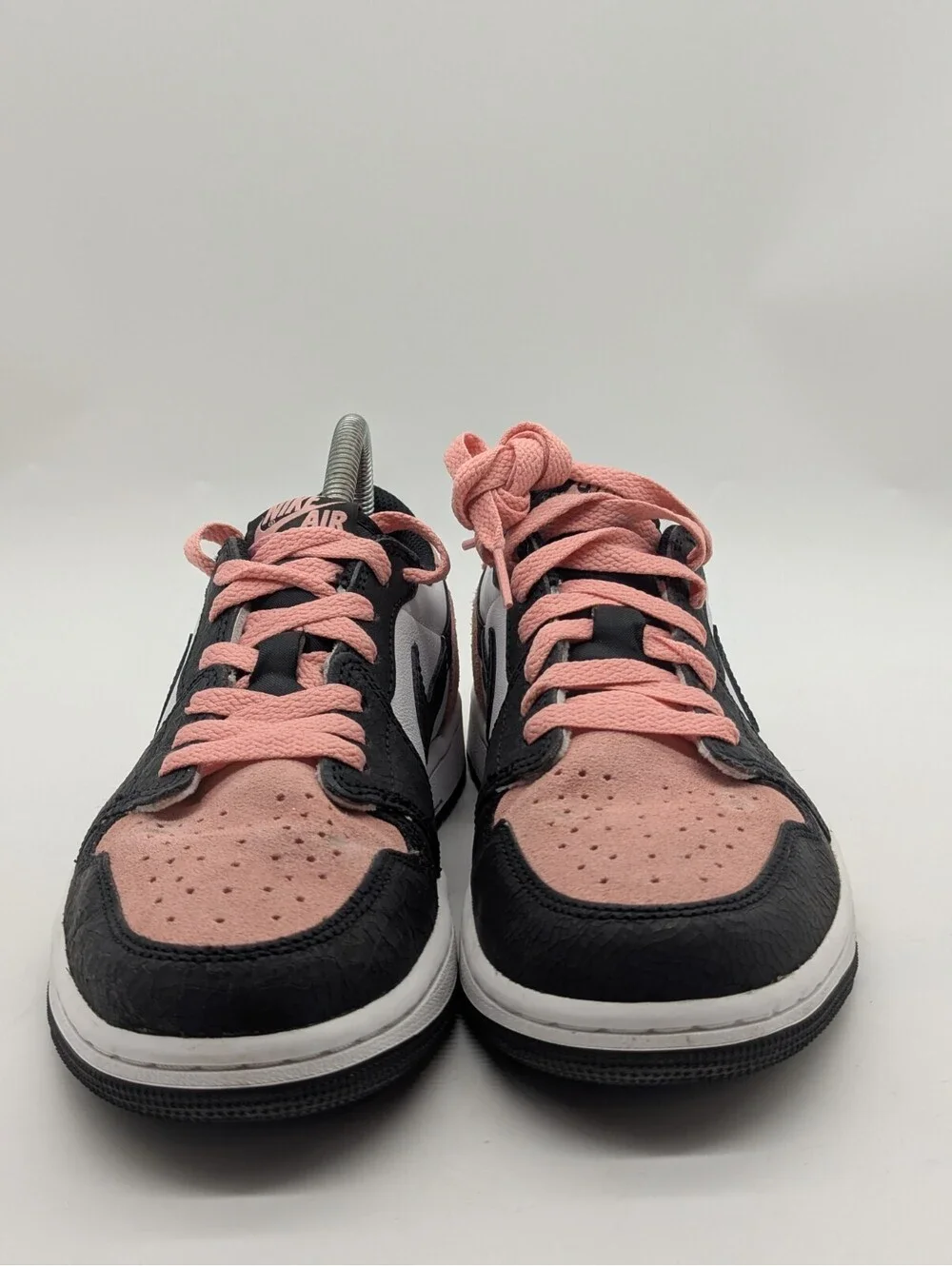 Jordan 1 Low OG Bleached Coral Mens Size 7.5 / Womens 9 Pink Shoes CZ0790-061